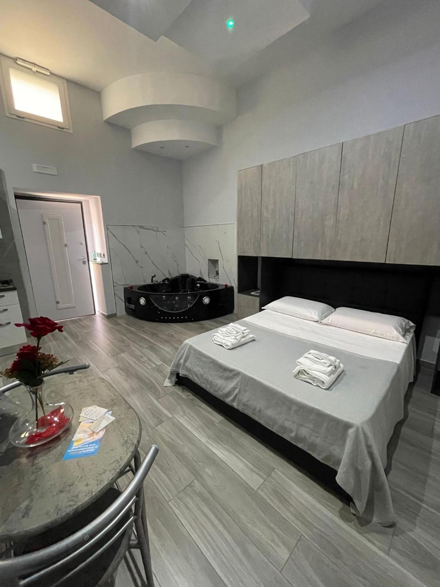 Giovi'S Apartments Castellammare di Stabia Εξωτερικό φωτογραφία